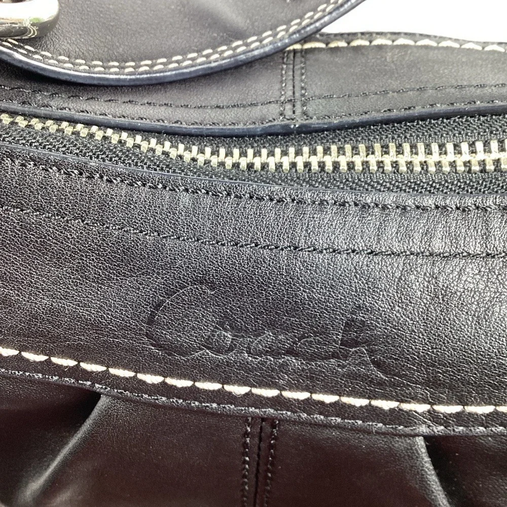 Coach Y2K‎ #13730 Vintage Soho Black Leather Shoulder Bag with Silver Purse